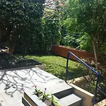 Pequeno Oasis Suites