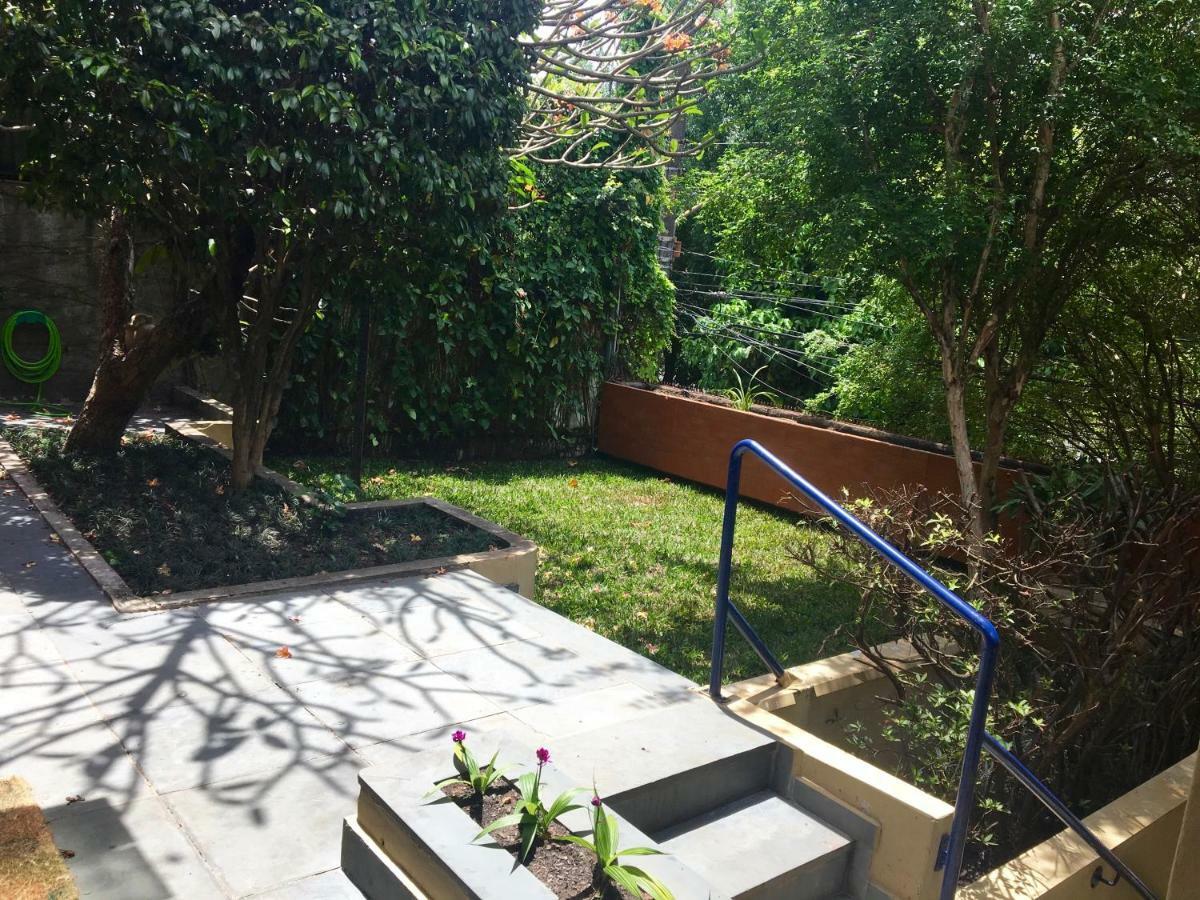 Pequeno Oasis Suites Casa de hóspedes *